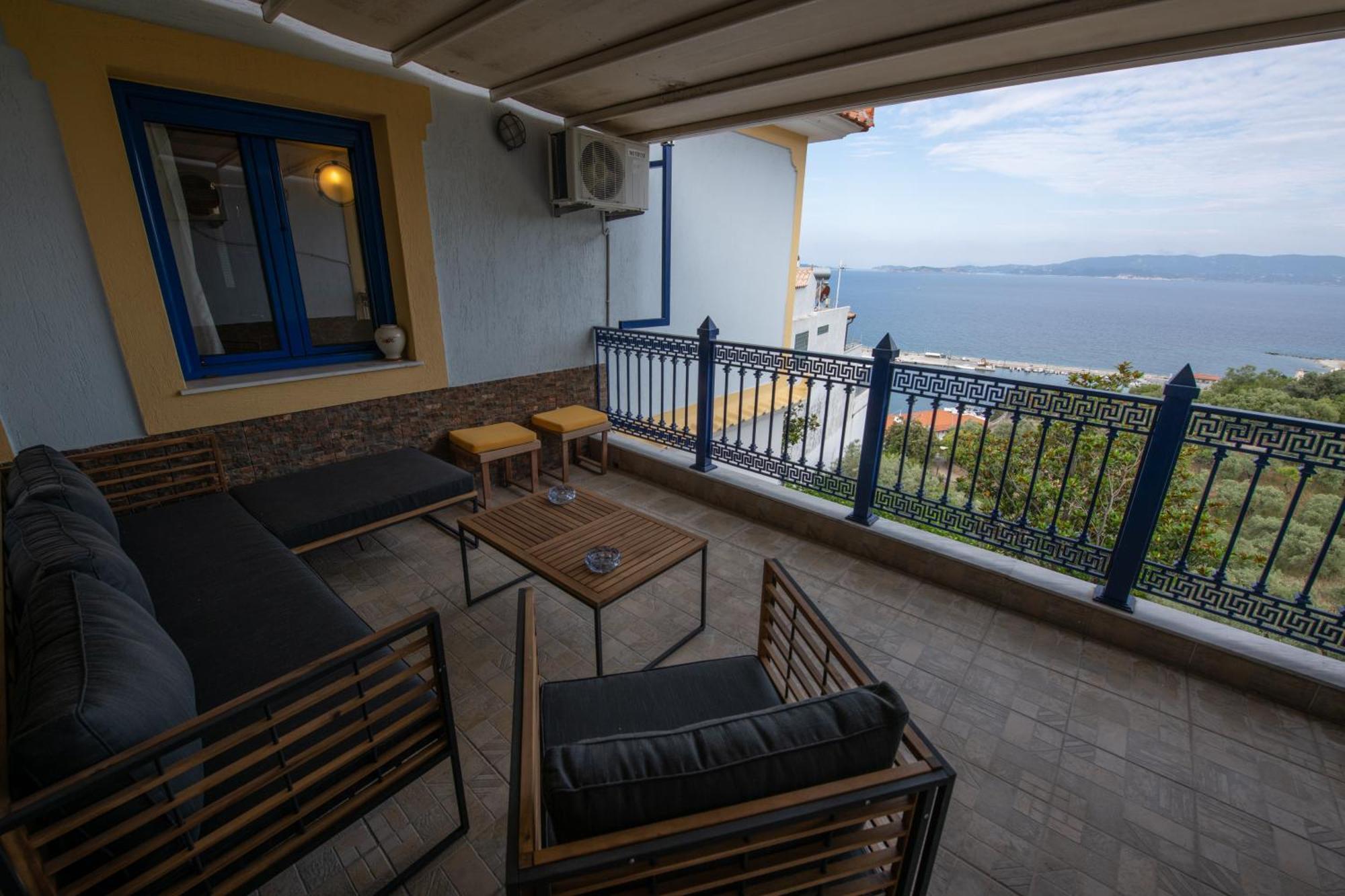 Villa Evmenia Panoramic View & Sea Front Apartments 斯科派洛斯 外观 照片